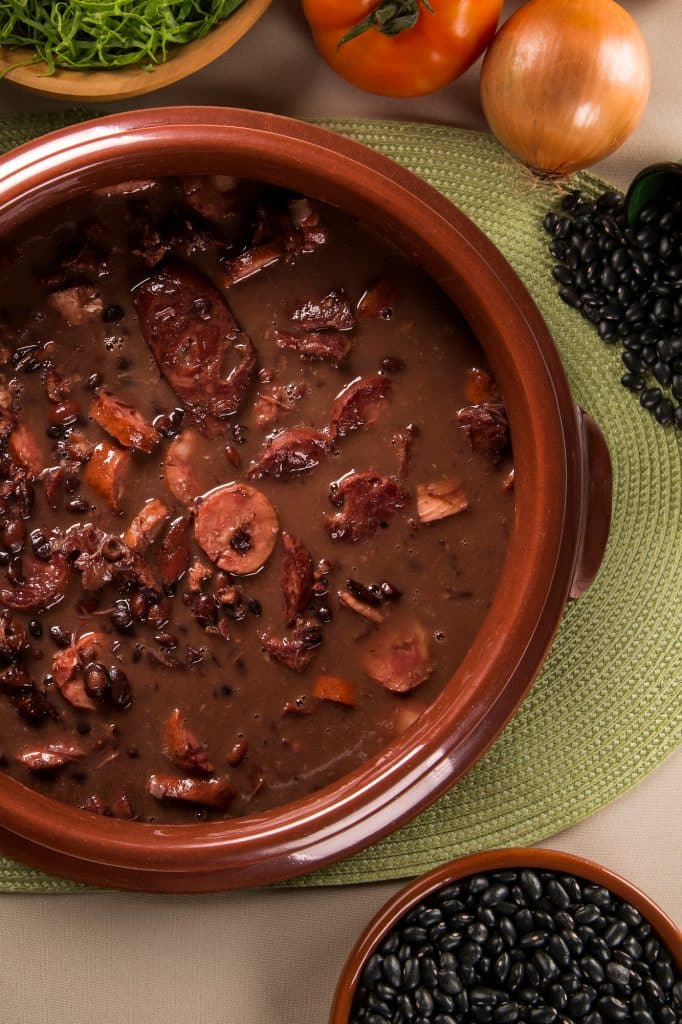 Stoofpot met zwarte bonen en vlees, Brazilië