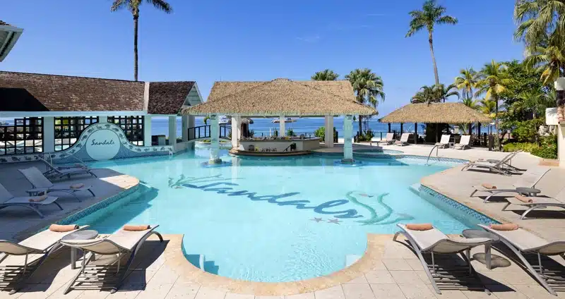 Zwembad Sandals Negril Jamaica