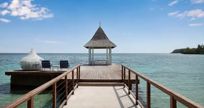 Gazebo aan zee bij Sandals Royal Plantation