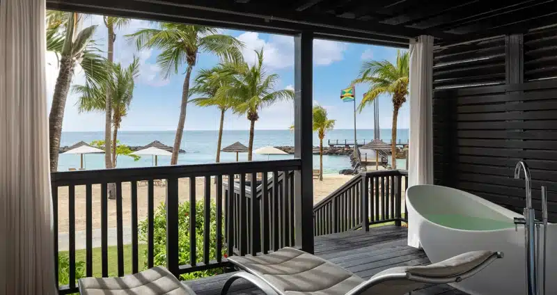 Balkon met uitzicht Sandals Grenada