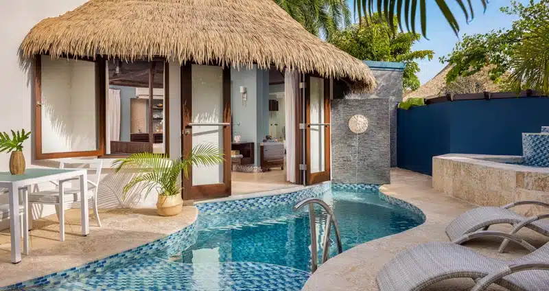 Zwembad bij villa Sandals Grenada