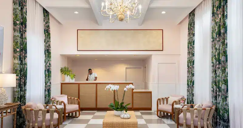 Receptiehal bij Sandals Royal Bahamian