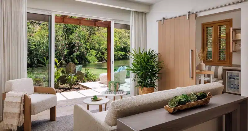Woonkamer met terrasuitzicht Sandals Saint Vincent
