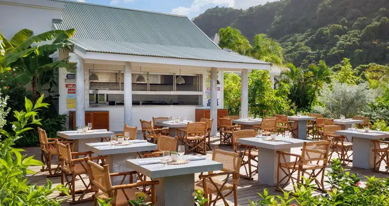 Buitenrestaurant in tuin Sandals Saint Vincent