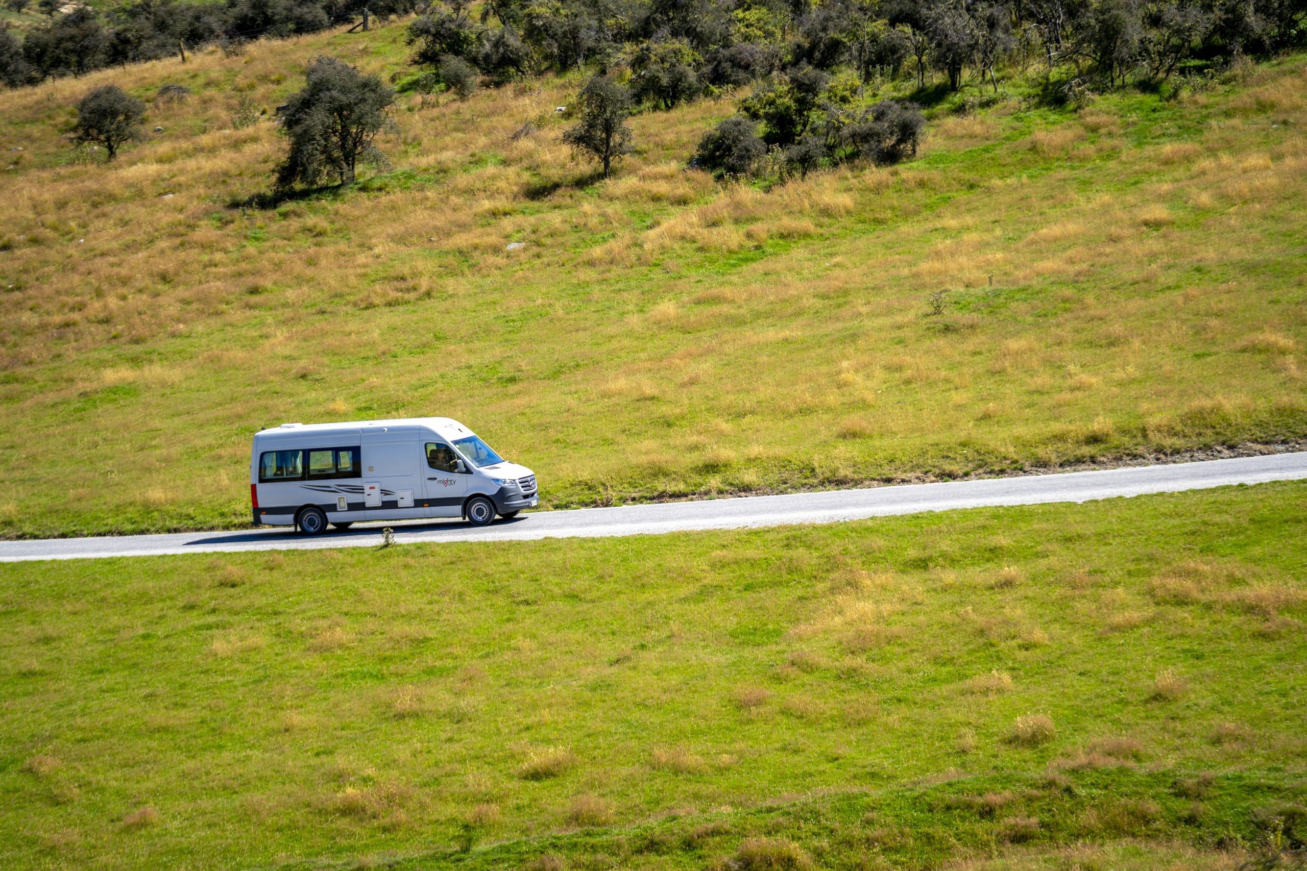 Mighty Campers Deuce op bergweg in Nieuw-Zeeland